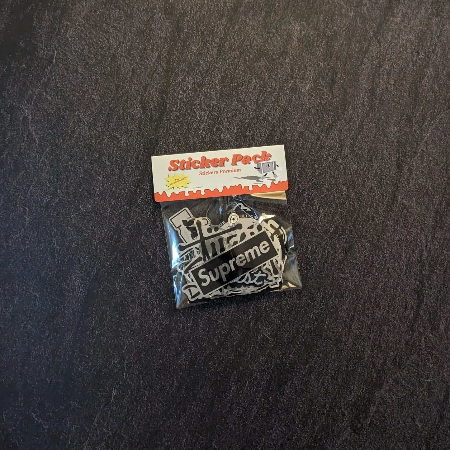 B&W MÉTALLIQUE PACK | 50 STICKERS StickerWorld