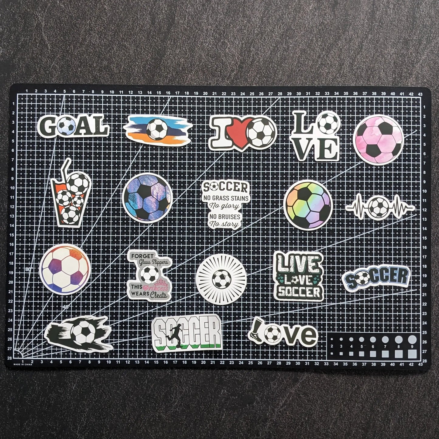 FOOTBALL PACK | 100 STICKERS StickerWorld