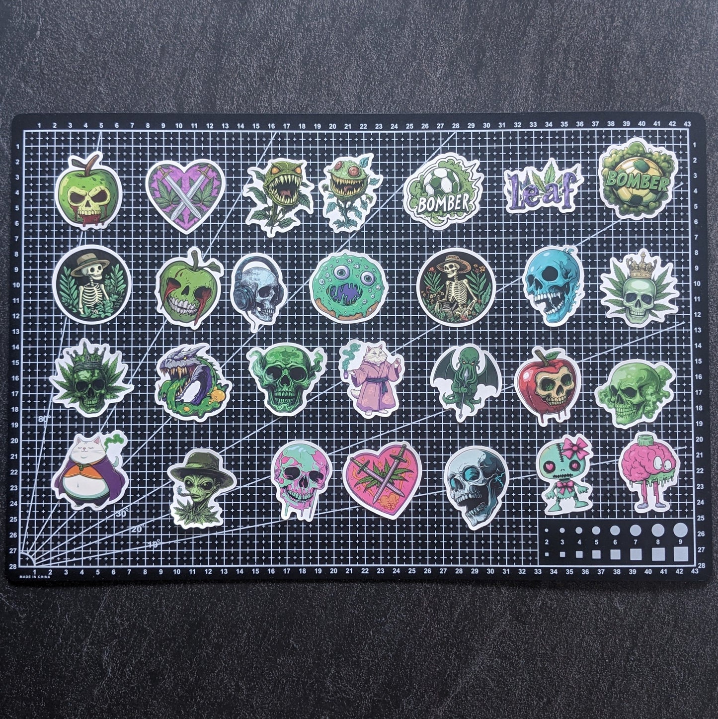 GREEN WEED PACK | 50 STICKERS StickerWorld