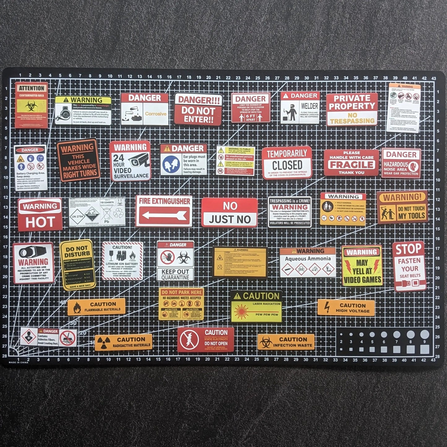 WARNING SIGNE STICKERS | 50 STICKERS StickerWorld