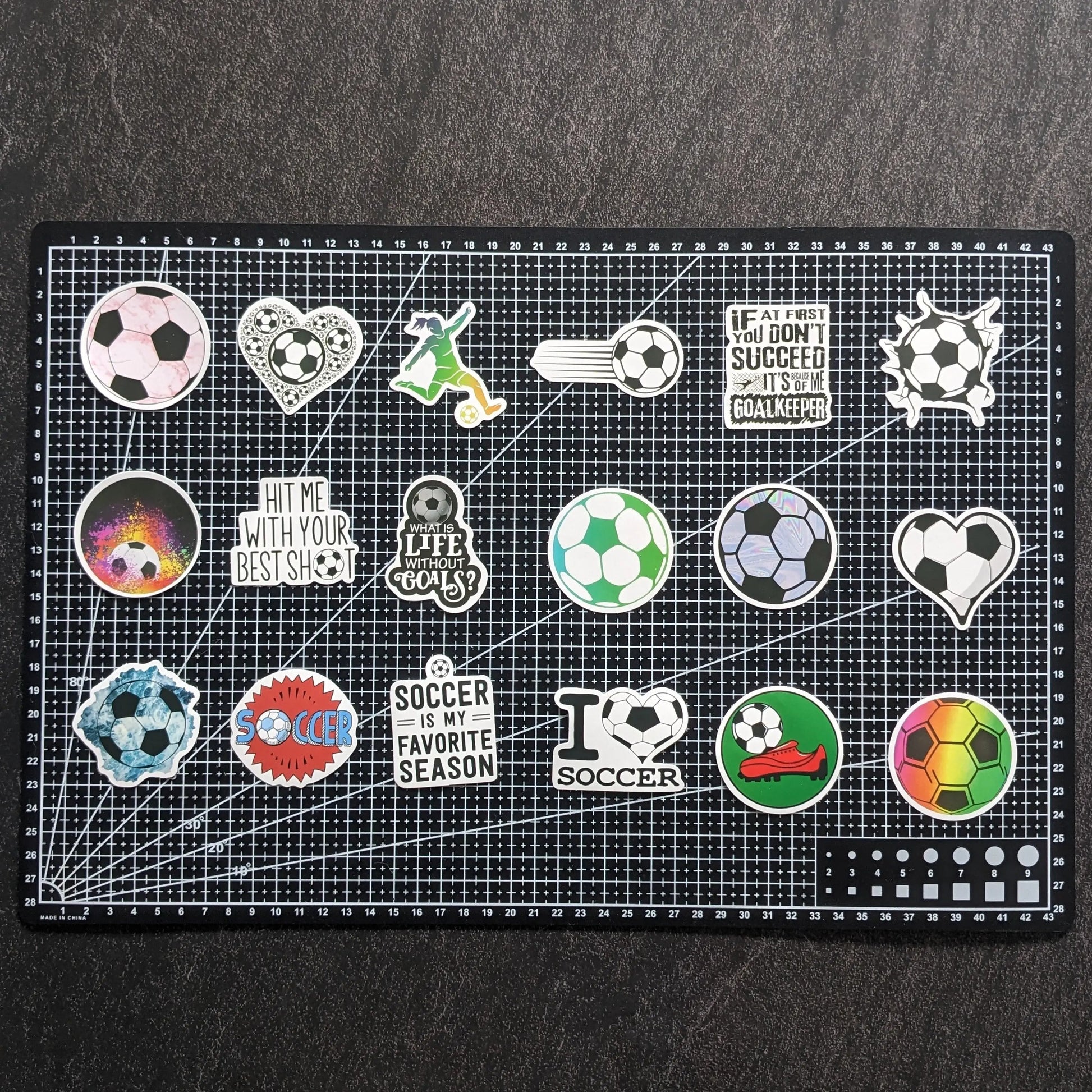 FOOTBALL PACK | 100 STICKERS StickerWorld